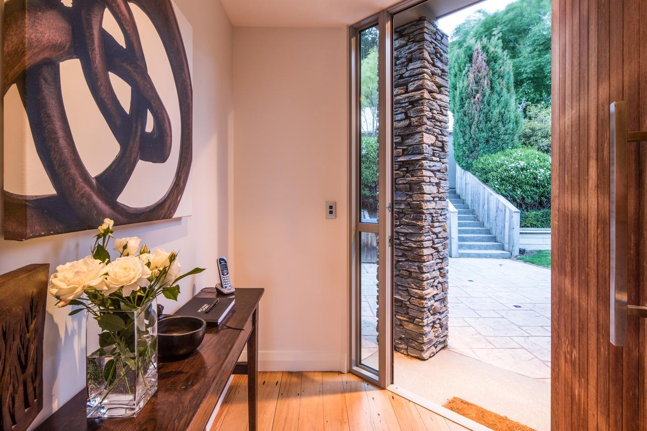 Riverview Retreat Holiday Home By Majordomo Queenstown Bilik gambar